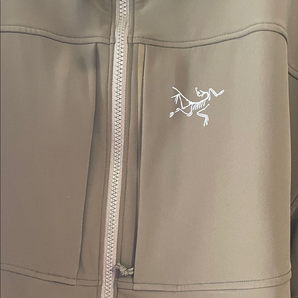 Arc'teryx Men's Dark Green Performance Jacket size XXL - Picture 4 of 6